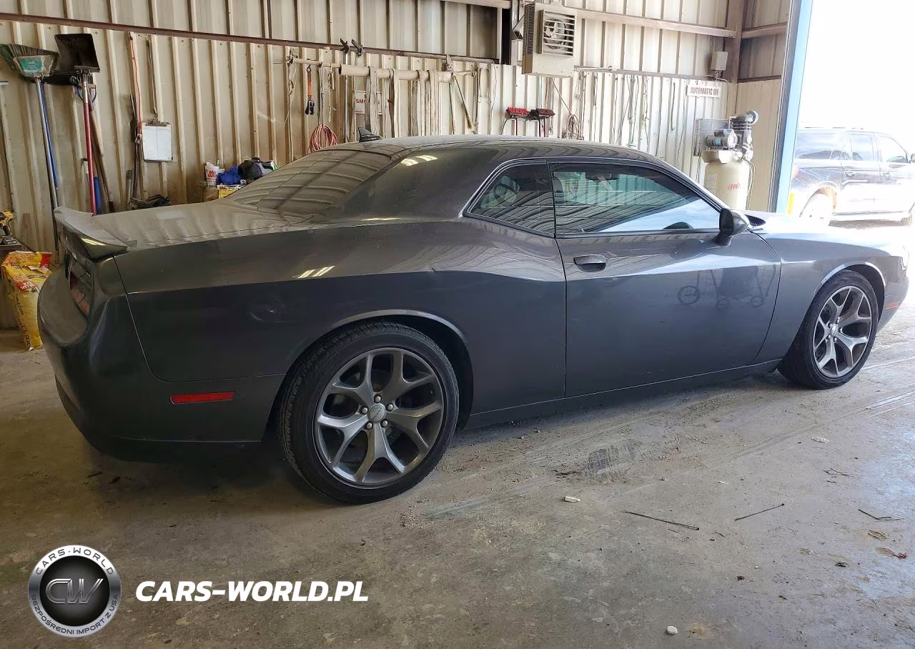 2015 Dodge Challenger Sxt Plus VIN:2C3CDZBG0FH823651 - 3