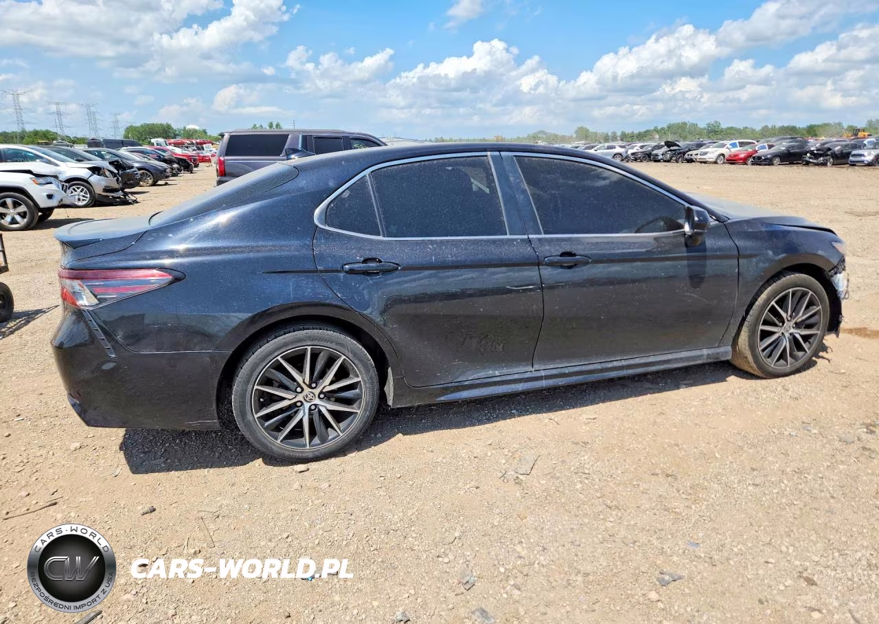 2021 Toyota Camry Se VIN:4T1G11AK8MU447834 - 3