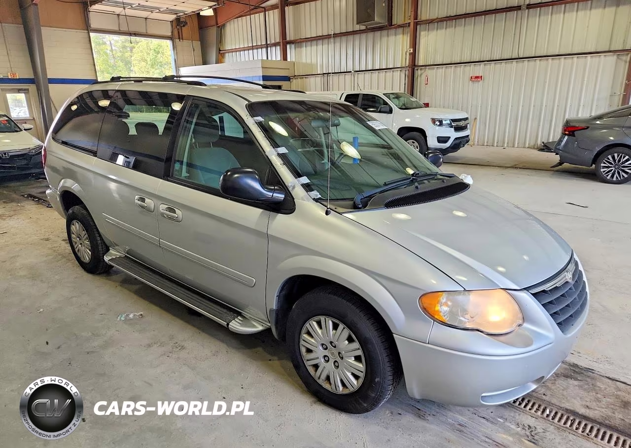 2007 Chrysler Town & Country Lx VIN:2A8GP44R77R144065 - 4