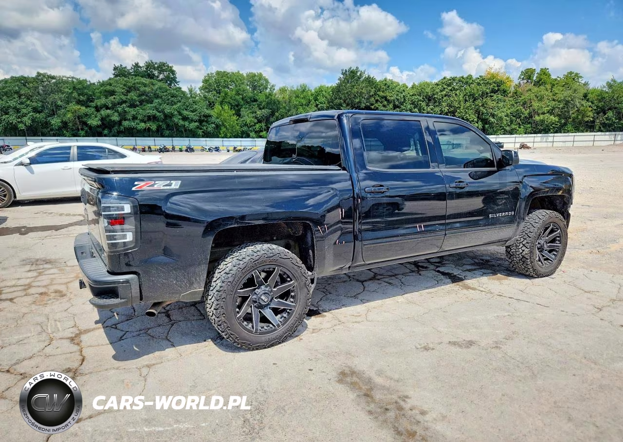 2017 Chevrolet Silverado K1500 Lt VIN:3GCUKREC1HG262524 - 3