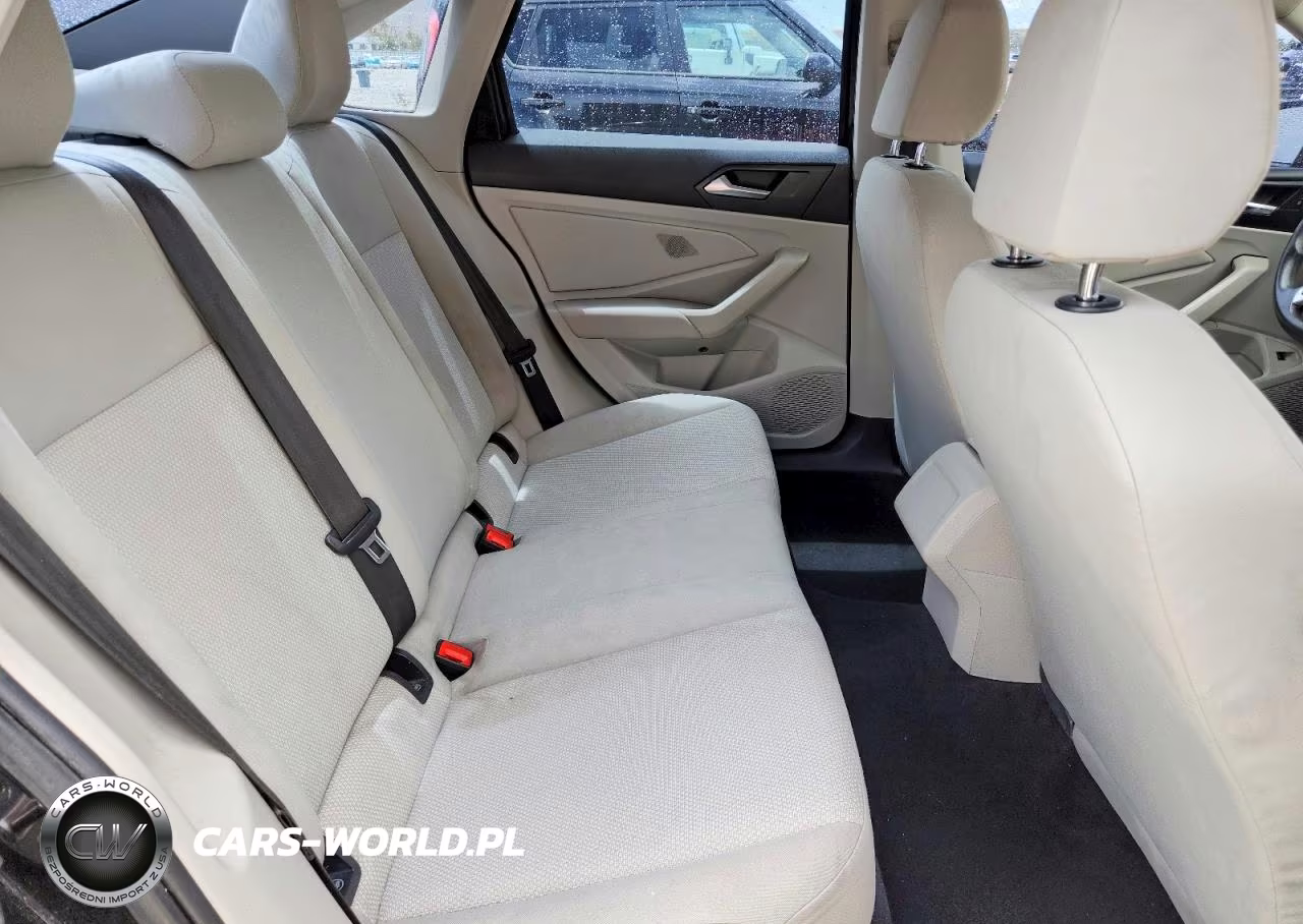 2019 Volkswagen Jetta S VIN:3VWC57BU1KM075973 - 10