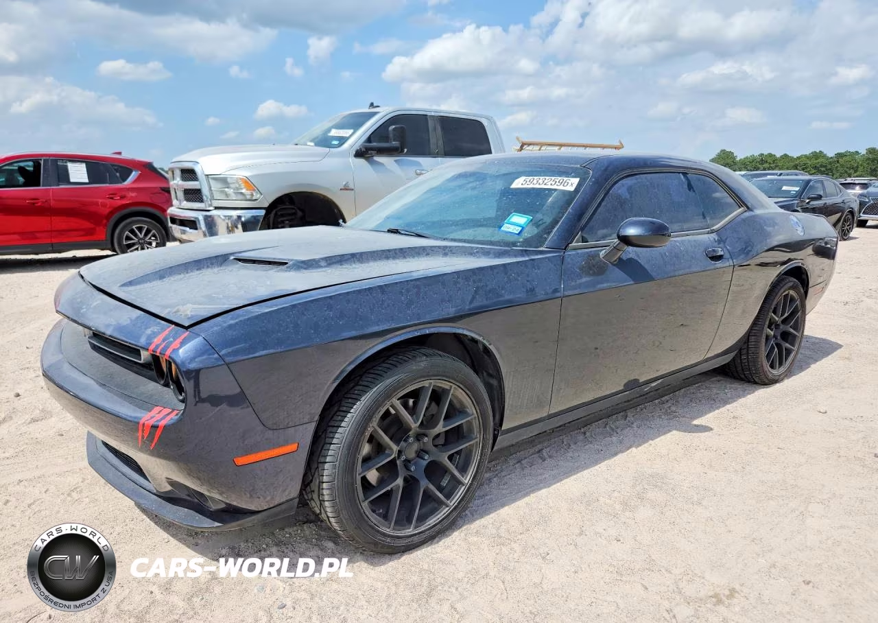 2016 Dodge Challenger Sxt