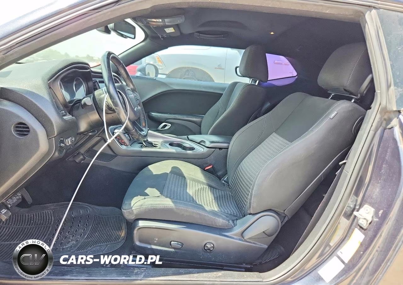 2016 Dodge Challenger Sxt VIN:2C3CDZAG4GH330218 - 7