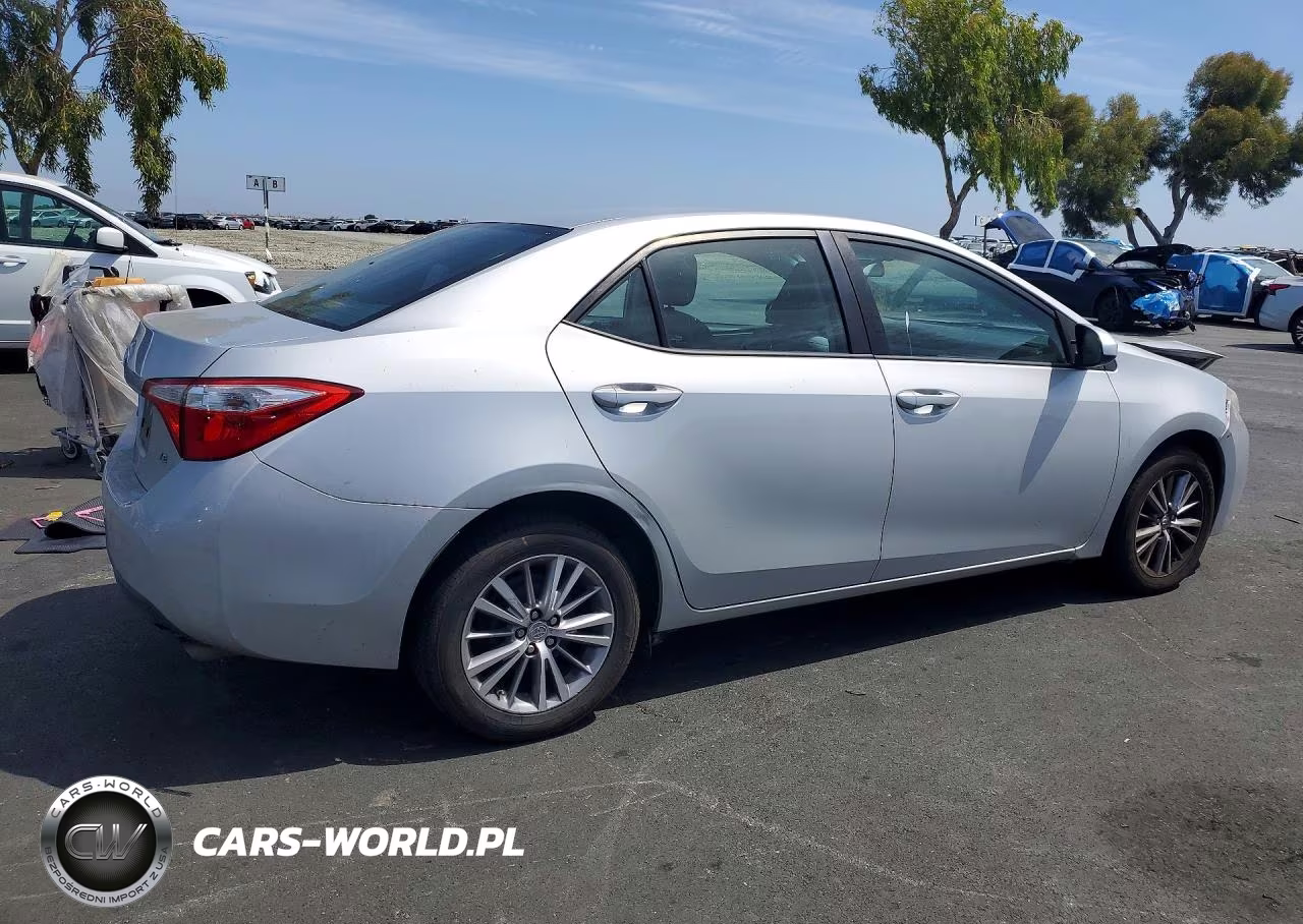 2014 Toyota Corolla Le Plus VIN:5YFBURHE2EP092954 - 3