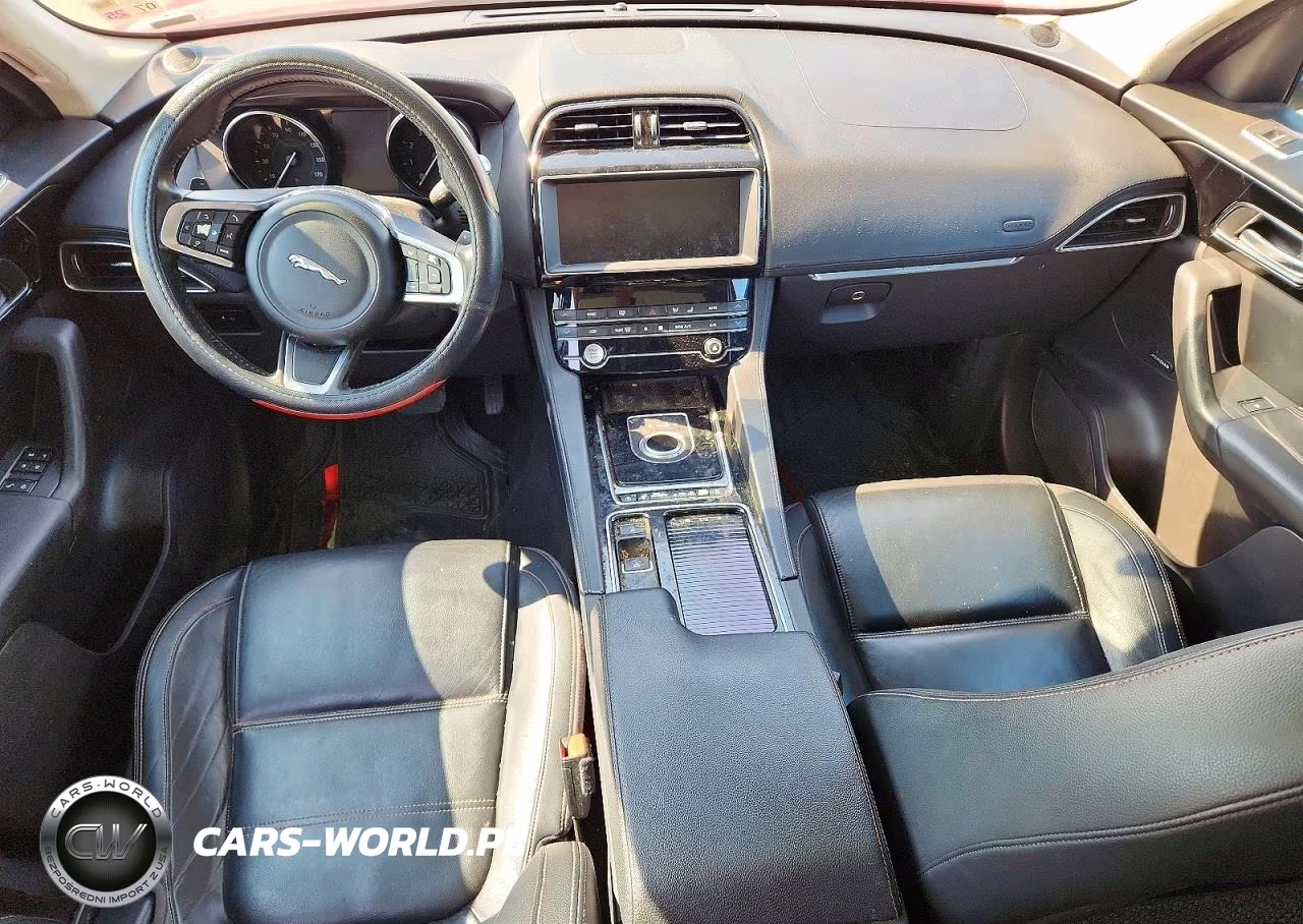 2020 Jaguar F-Pace 4C 4D Suv 30T Prestige VIN:SADCK2GX9LA634769 - 8