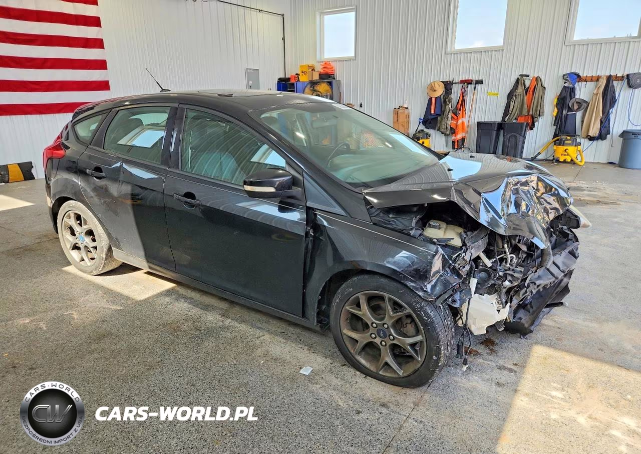2013 Ford Focus Se VIN:1FADP3K23DL285249 - 4