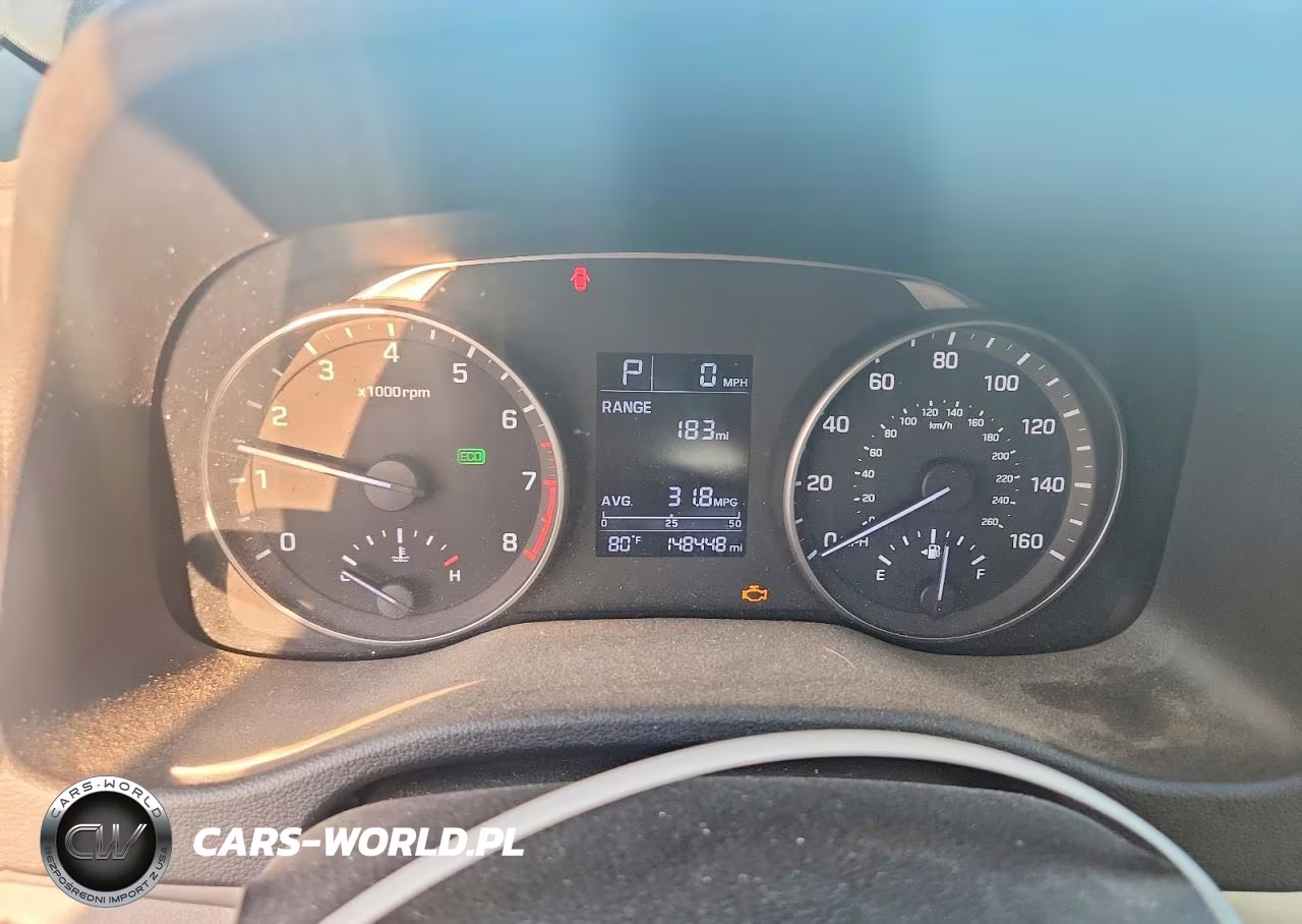 2017 Hyundai Elantra Se VIN:KMHD84LFXHU212342 - 9