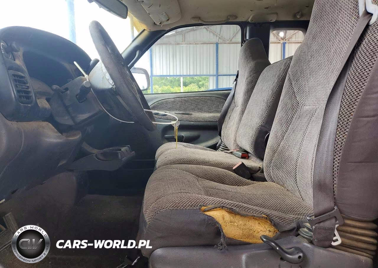 1998 Dodge Ram 1500 VIN:1B7HC13Z4WJ237877 - 7