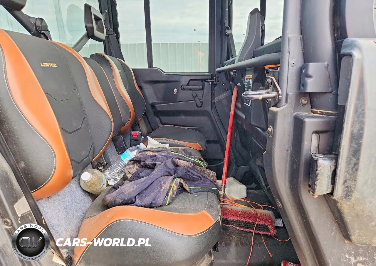 2024 Can-Am Defender Utility Vehicle VIN:3JBUUAX45RK013968 - 6