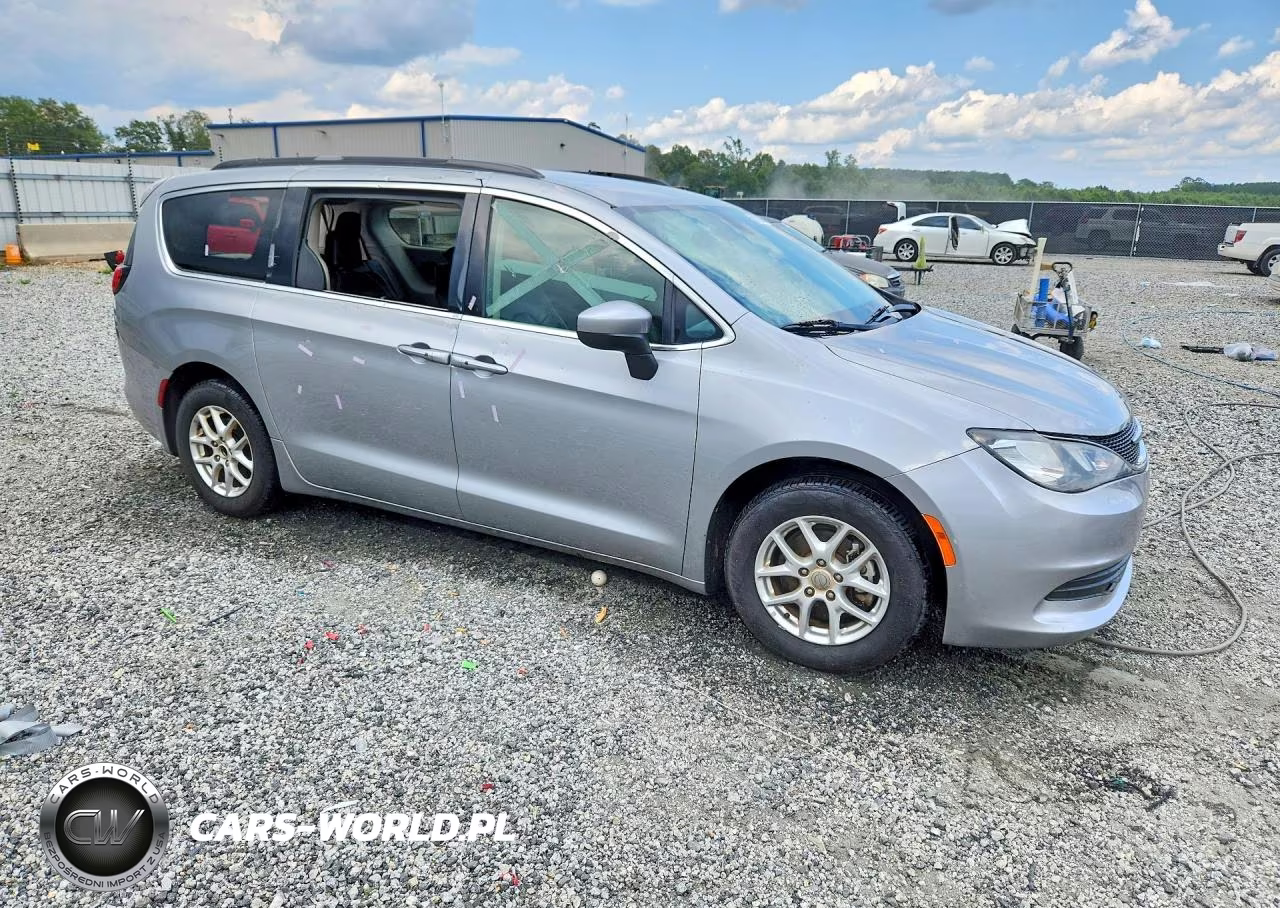 2020 Chrysler Voyager Lxi VIN:2C4RC1DG9LR176227 - 4
