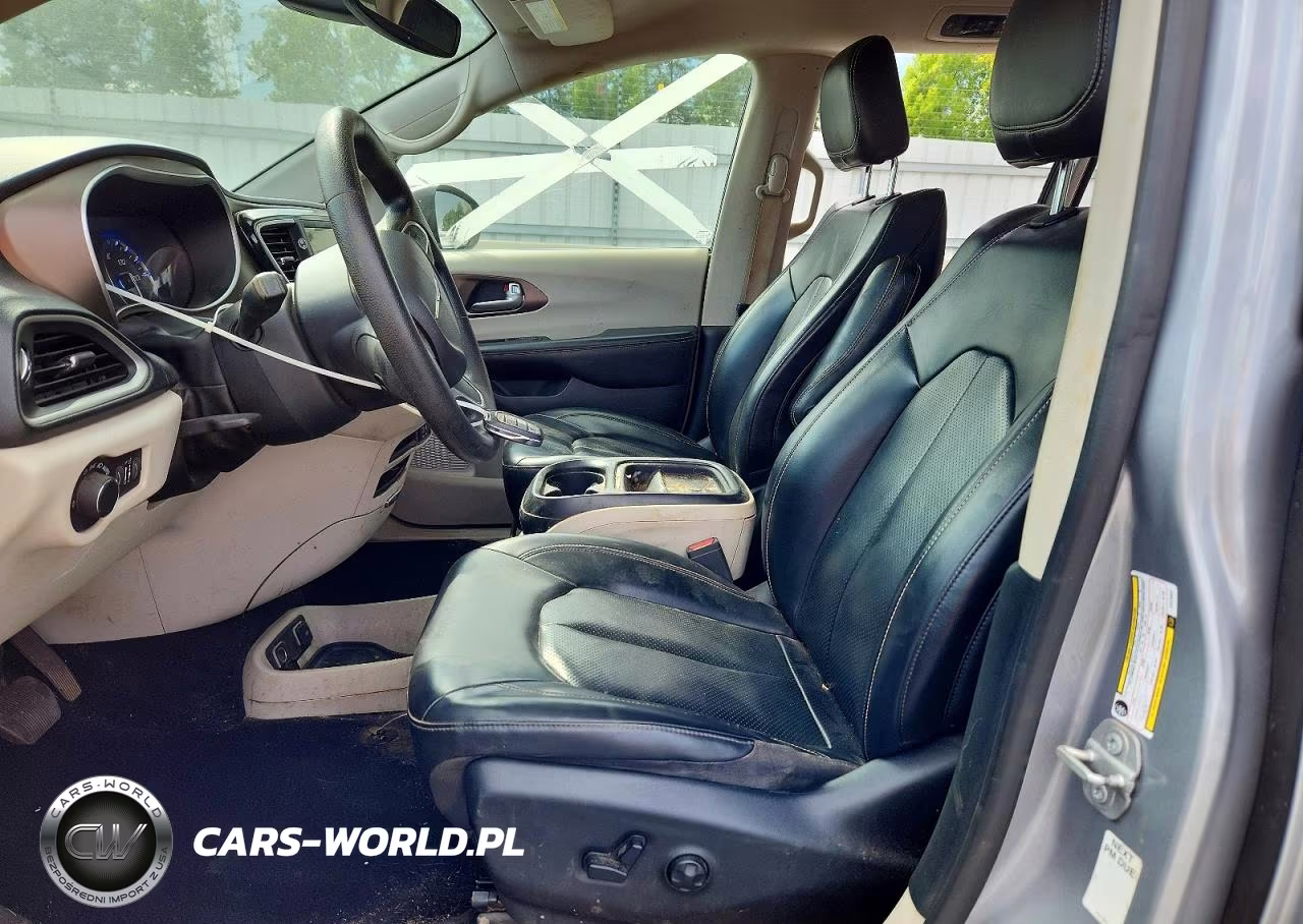 2020 Chrysler Voyager Lxi VIN:2C4RC1DG9LR176227 - 7