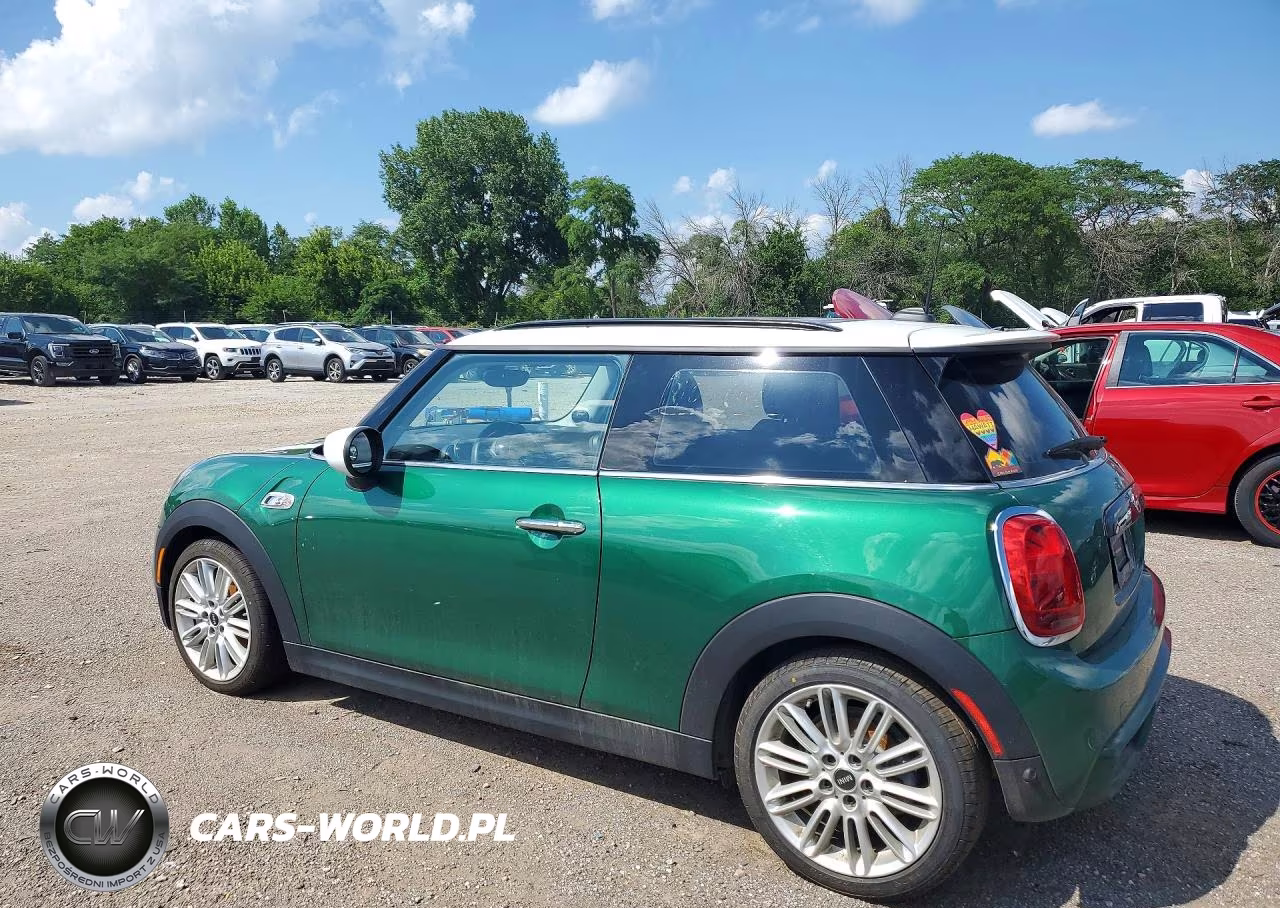 2020 Mini Cooper S VIN:WMWXR5C01L2L71963 - 2