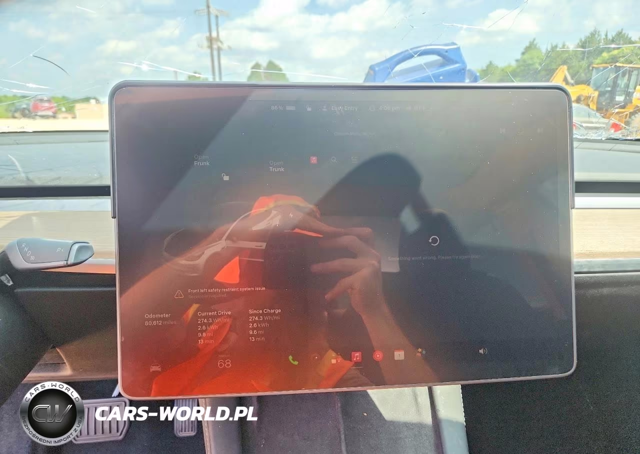 2023 Tesla Model 3 VIN:5YJ3E1EA3PF396541 - 9