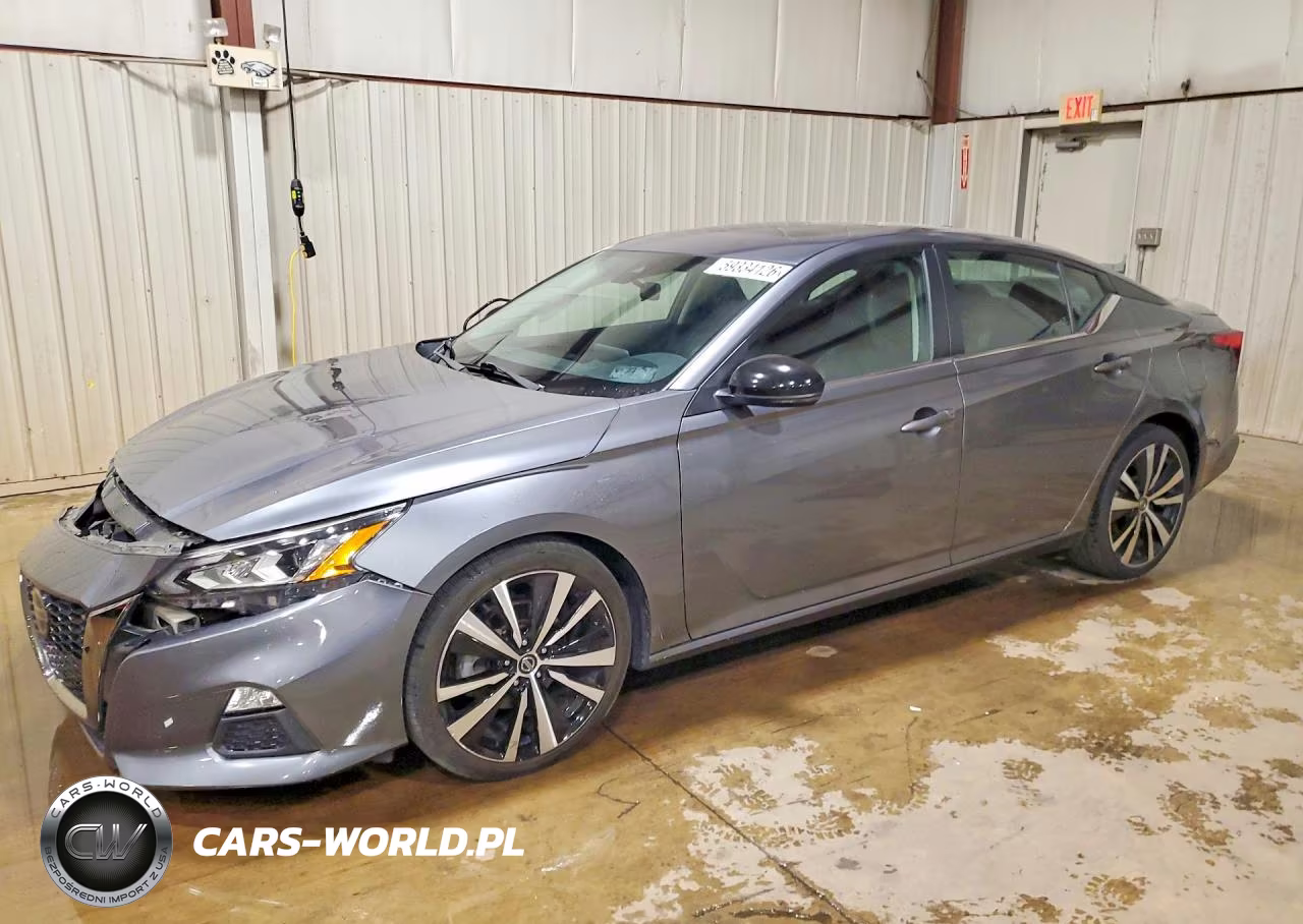2020 Nissan Altima Sr – zdjęcie 1 z 12