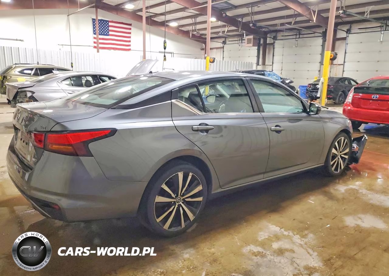 2020 Nissan Altima Sr VIN:1N4BL4CW2LC146674 - 3
