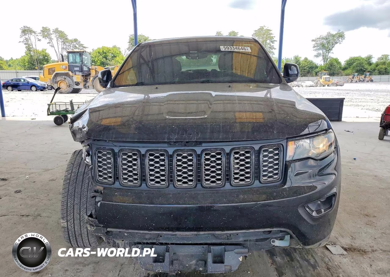 2017 Jeep Grand Cherokee Laredo VIN:1C4RJFAG6HC895510 - 5