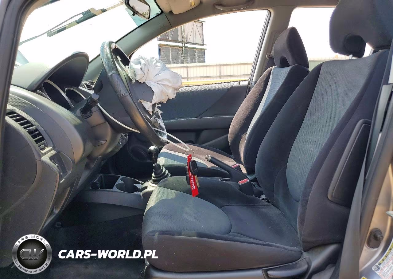 2008 Honda Fit VIN:JHMGD376X8S034430 - 7