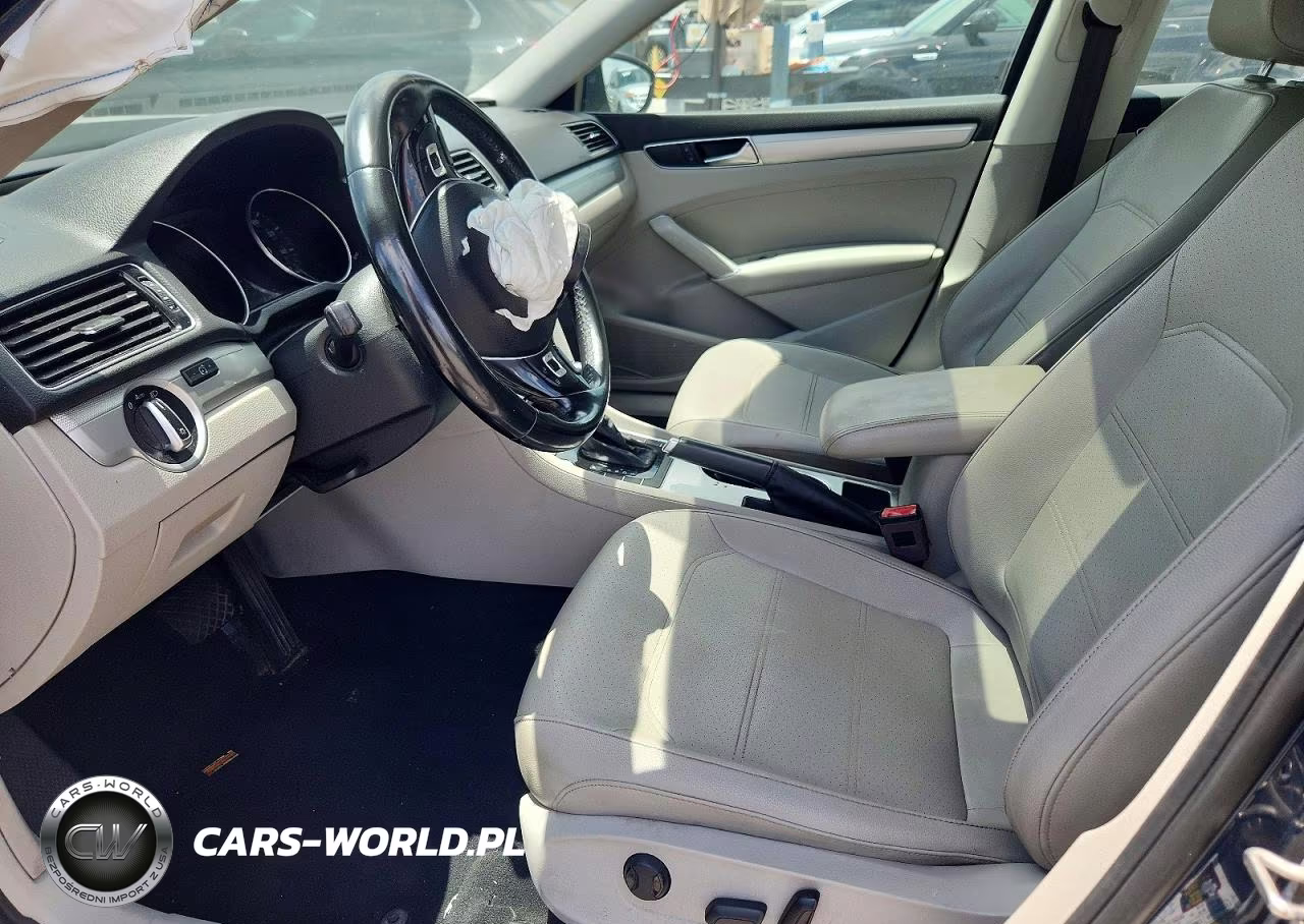 2019 Volkswagen Passat Wolfsburg VIN:1VWLA7A38KC014254 - 7