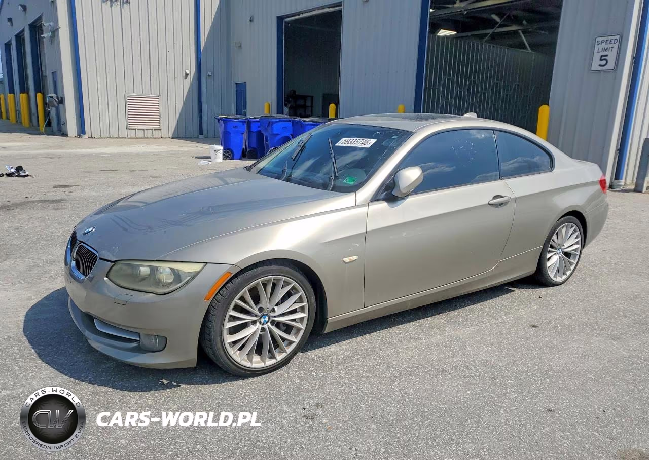 2011 BMW 335 I – zdjęcie 1 z 12