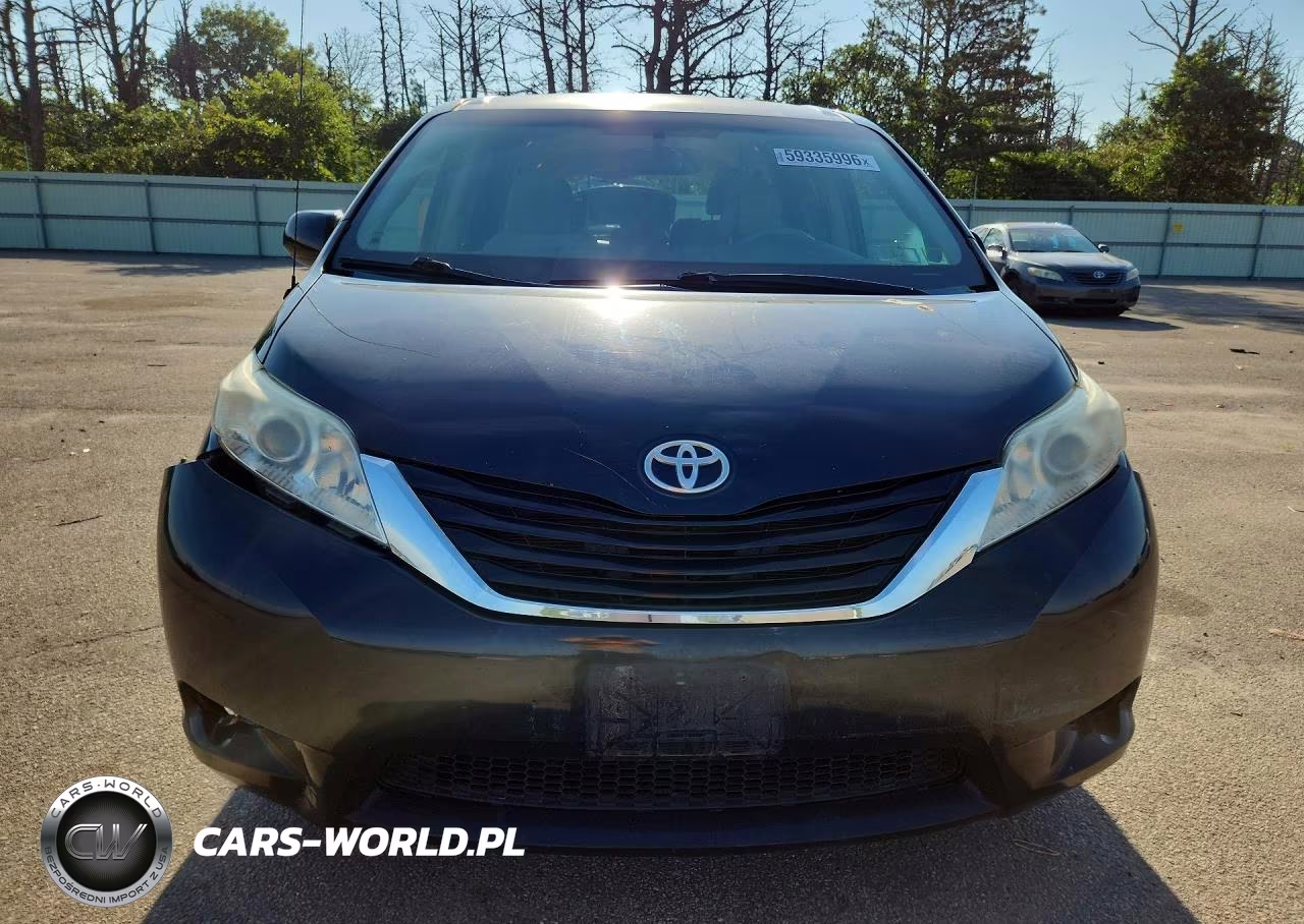 2012 Toyota Sienna Le VIN:5TDKK3DC0CS245665 - 5