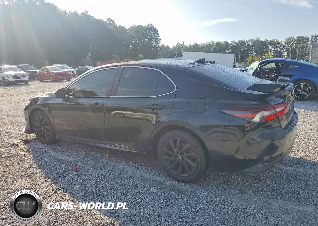 2021 Toyota Camry Le VIN:4T1C11AK6MU404852 - 2