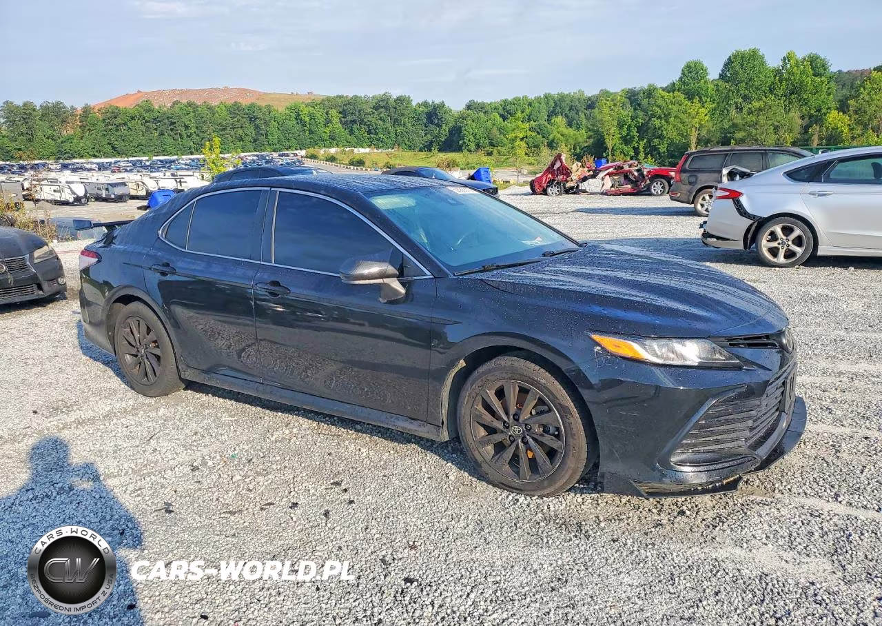 2021 Toyota Camry Le VIN:4T1C11AK6MU404852 - 4