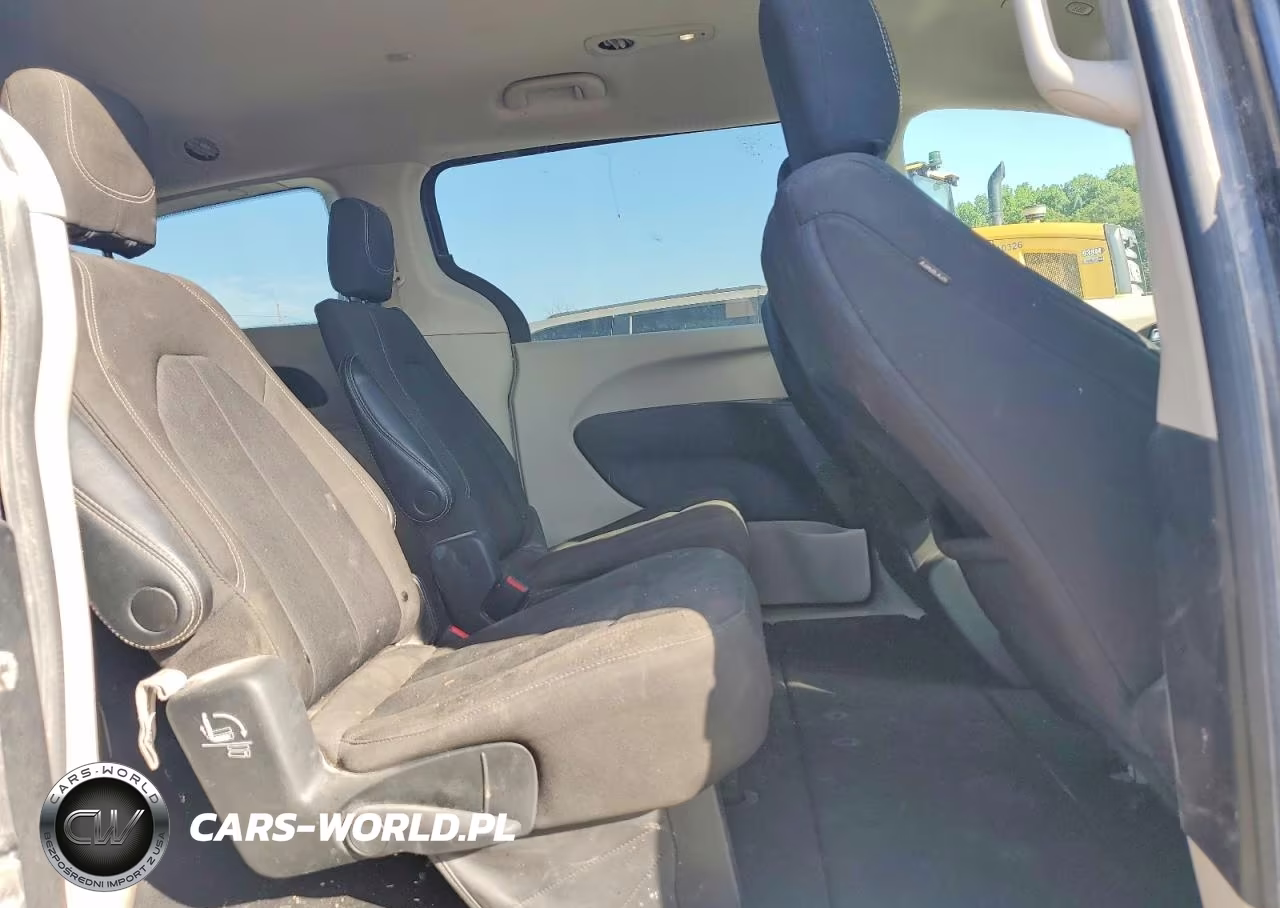 2022 Chrysler Voyager Lx VIN:2C4RC1CG7NR105192 - 11