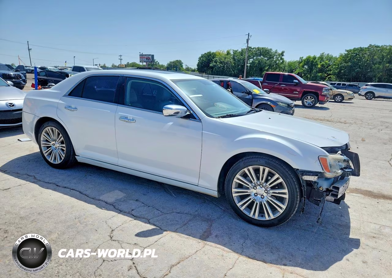 2012 Chrysler 300 Limited VIN:2C3CCACGXCH195354 - 4