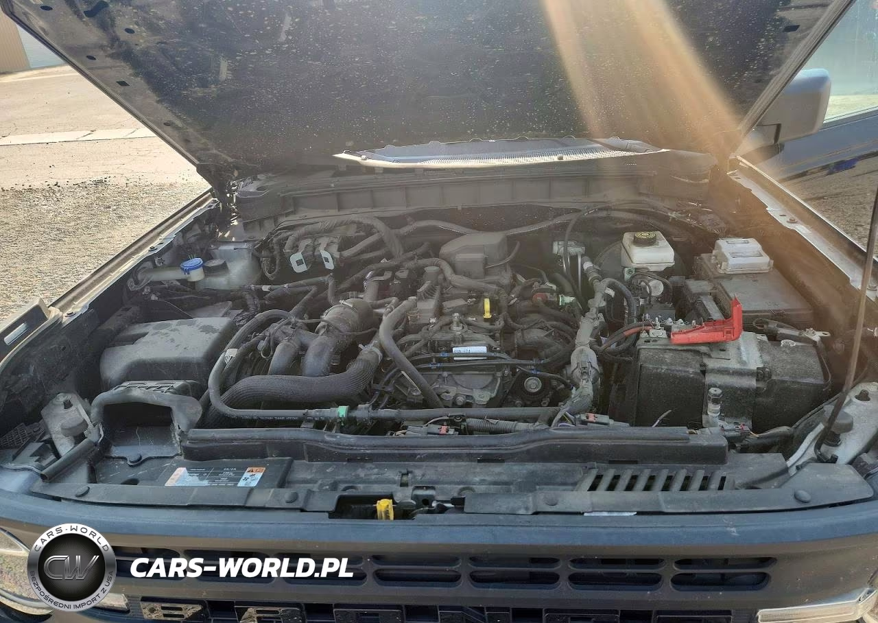 2022 Ford Bronco Base VIN:1FMDE5BH2NLB07118 - 12