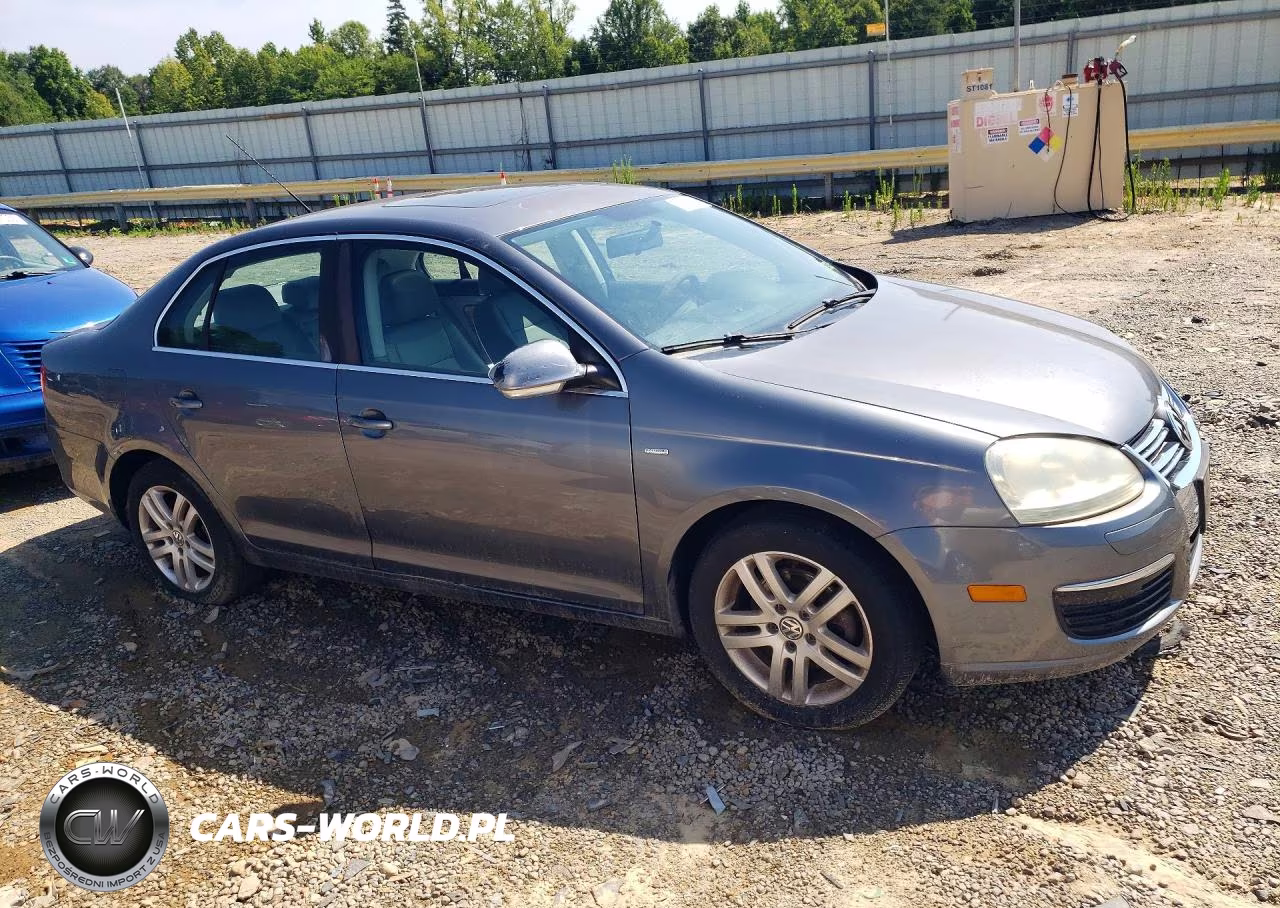 2007 Volkswagen Jetta Wolfsburg VIN:3VWEF71K27M135336 - 4