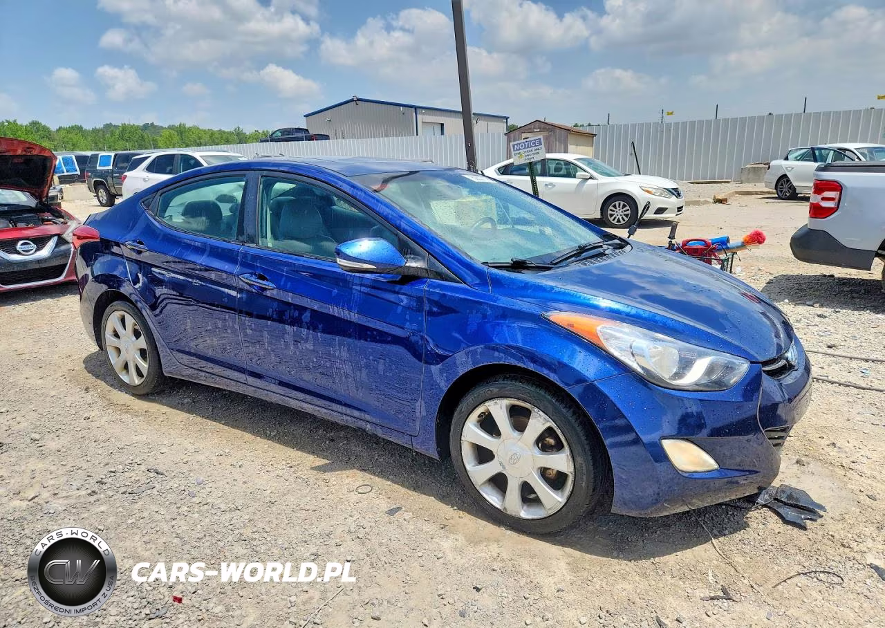 2013 Hyundai Elantra Limited VIN:KMHDH4AE3DU527245 - 4