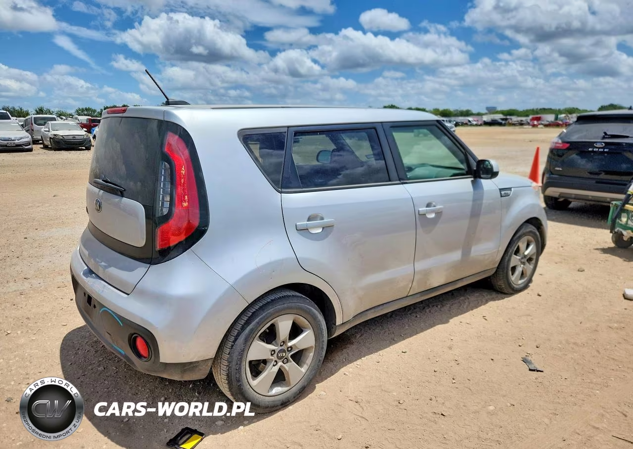 2017 Kia Soul Base VIN:KNDJN2A26H7497382 - 3