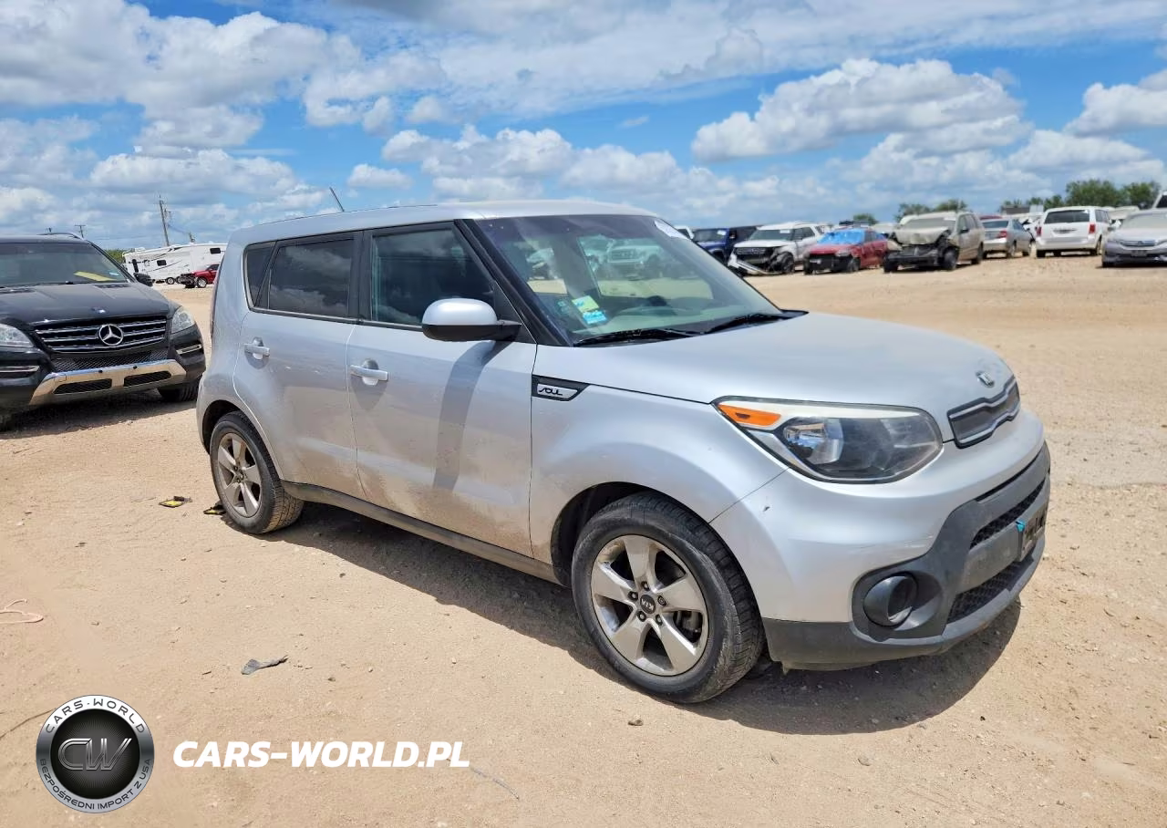 2017 Kia Soul Base VIN:KNDJN2A26H7497382 - 4