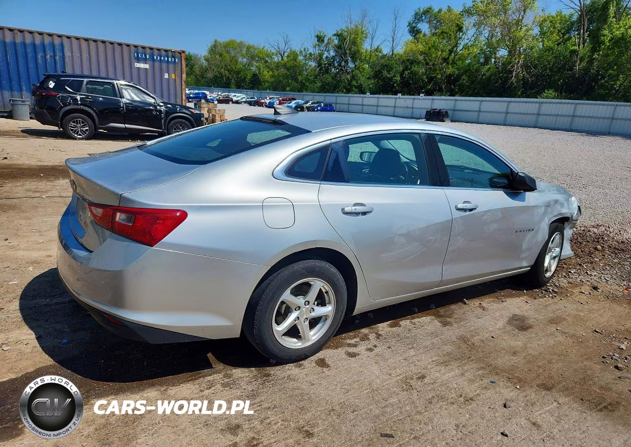 2018 Chevrolet Malibu Ls VIN:1G1ZB5ST9JF192130 - 3