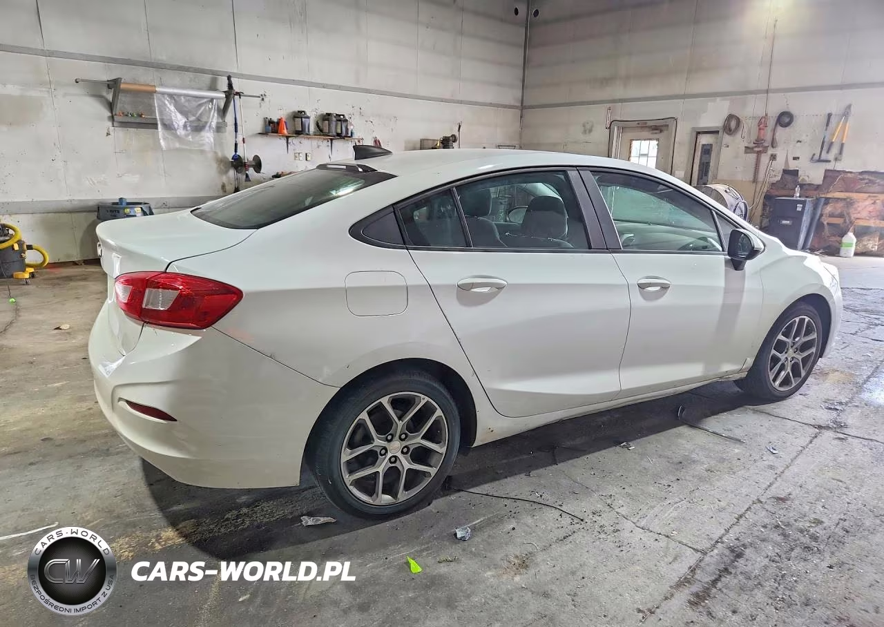 2017 Chevrolet Cruze Ls VIN:1G1BC5SMXH7161724 - 3