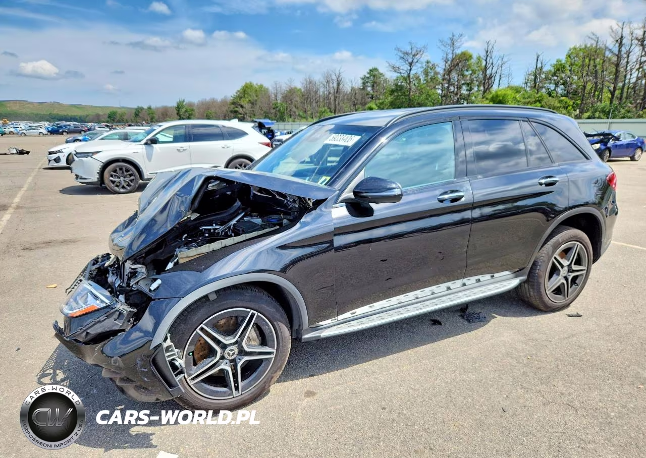 2022 Mercedes-Benz Glc 300 4Matic – zdjęcie 1 z 13