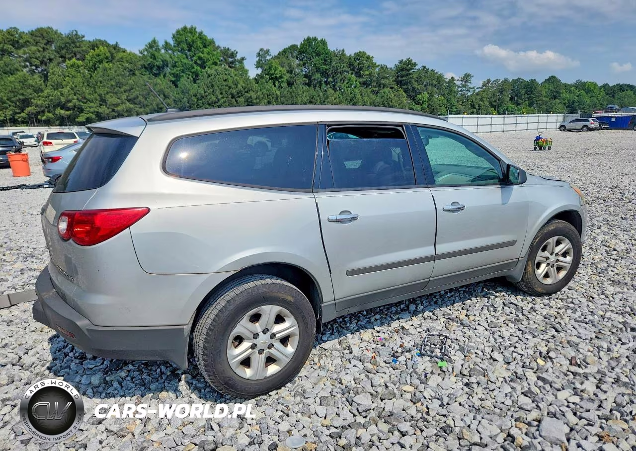2011 Chevrolet Traverse Ls VIN:1GNKREED7BJ320248 - 3