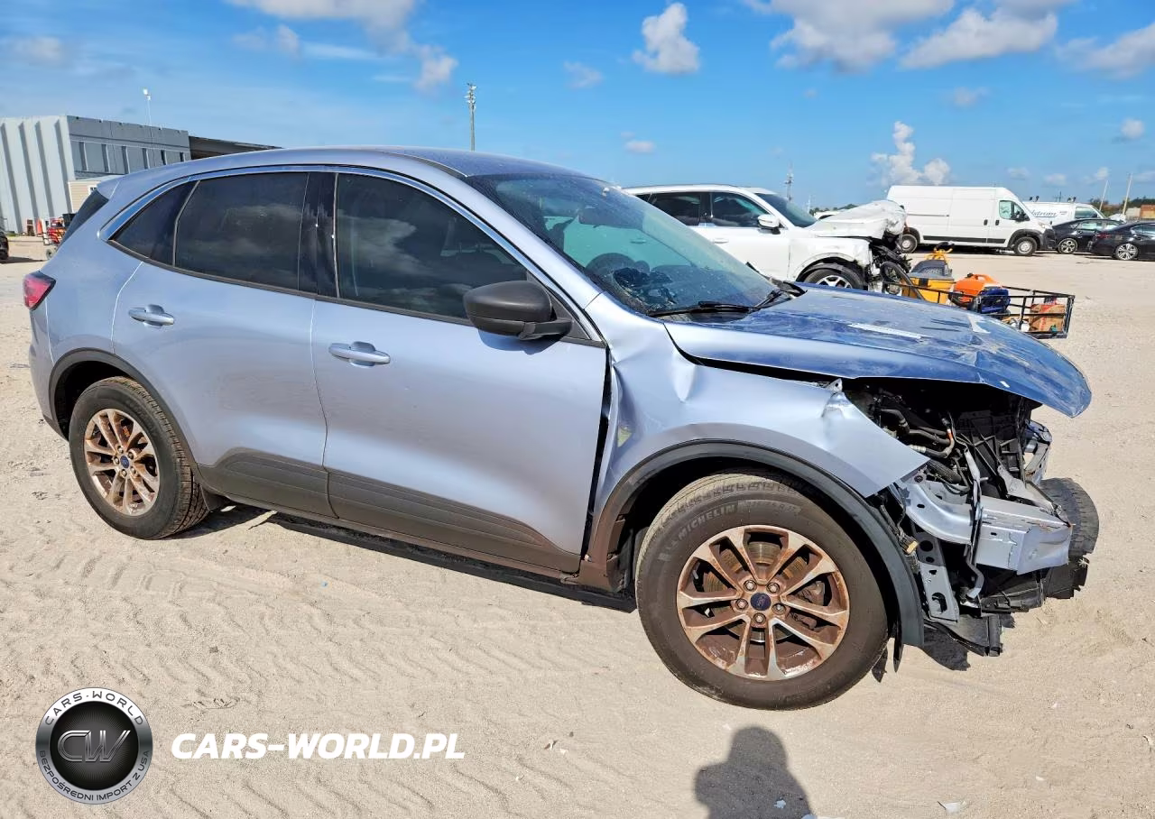 2022 Ford Escape Se VIN:1FMCU0G68NUB61672 - 4
