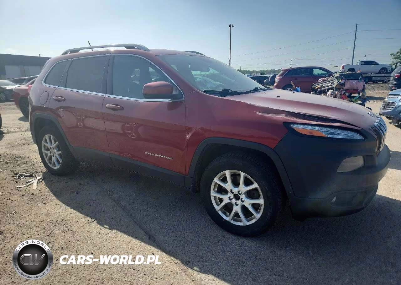 2014 Jeep Cherokee Latitude VIN:1C4PJMCS8EW126109 - 4