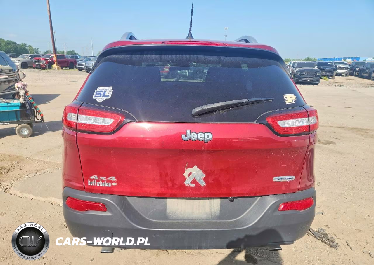 2014 Jeep Cherokee Latitude VIN:1C4PJMCS8EW126109 - 6