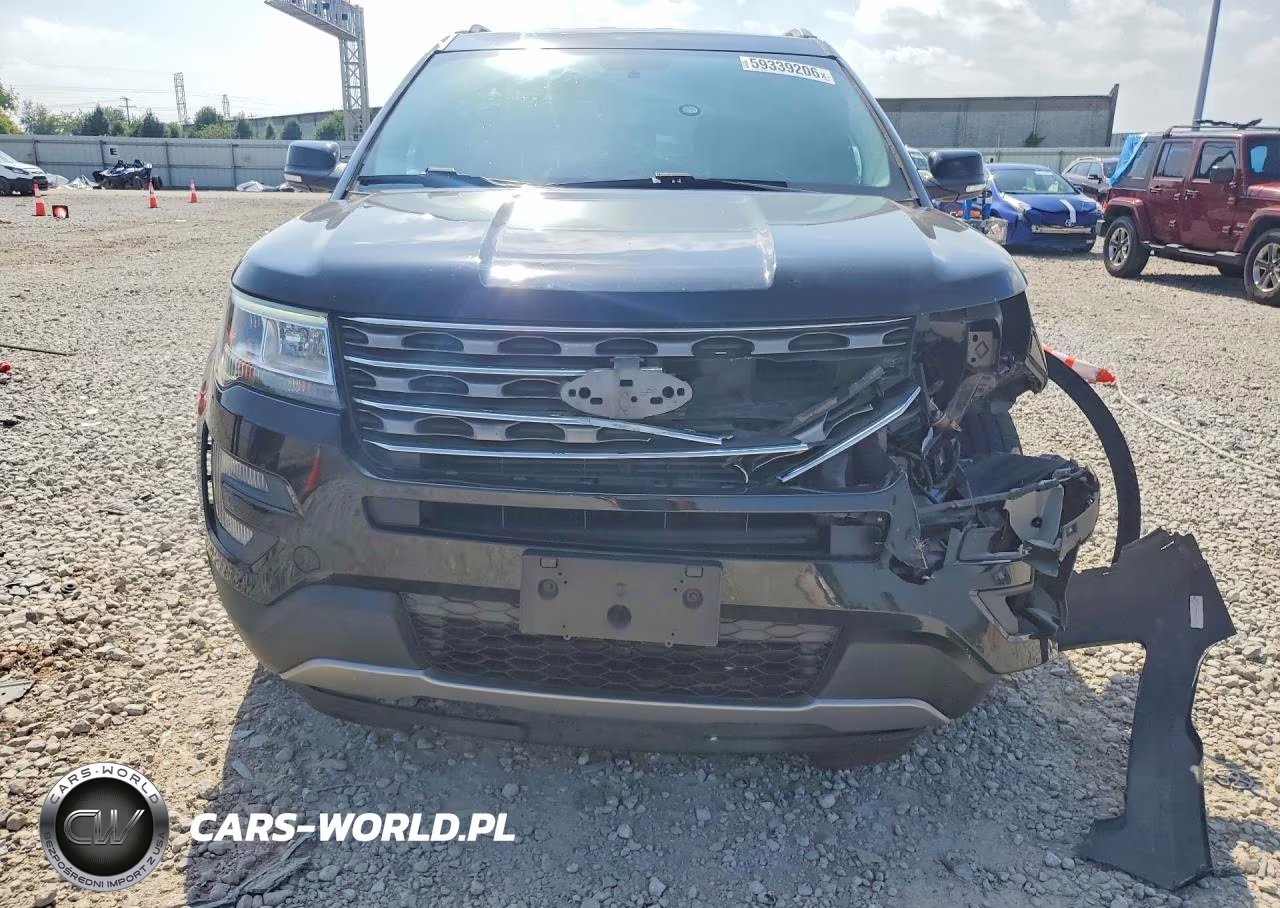 2017 Ford Explorer Xlt VIN:1FM5K8DH7HGE31531 - 5