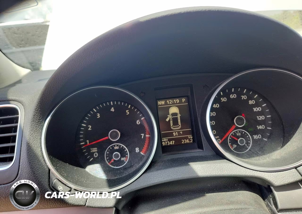 2010 Volkswagen Golf VIN:WVWBB7AJ5AW262601 - 9