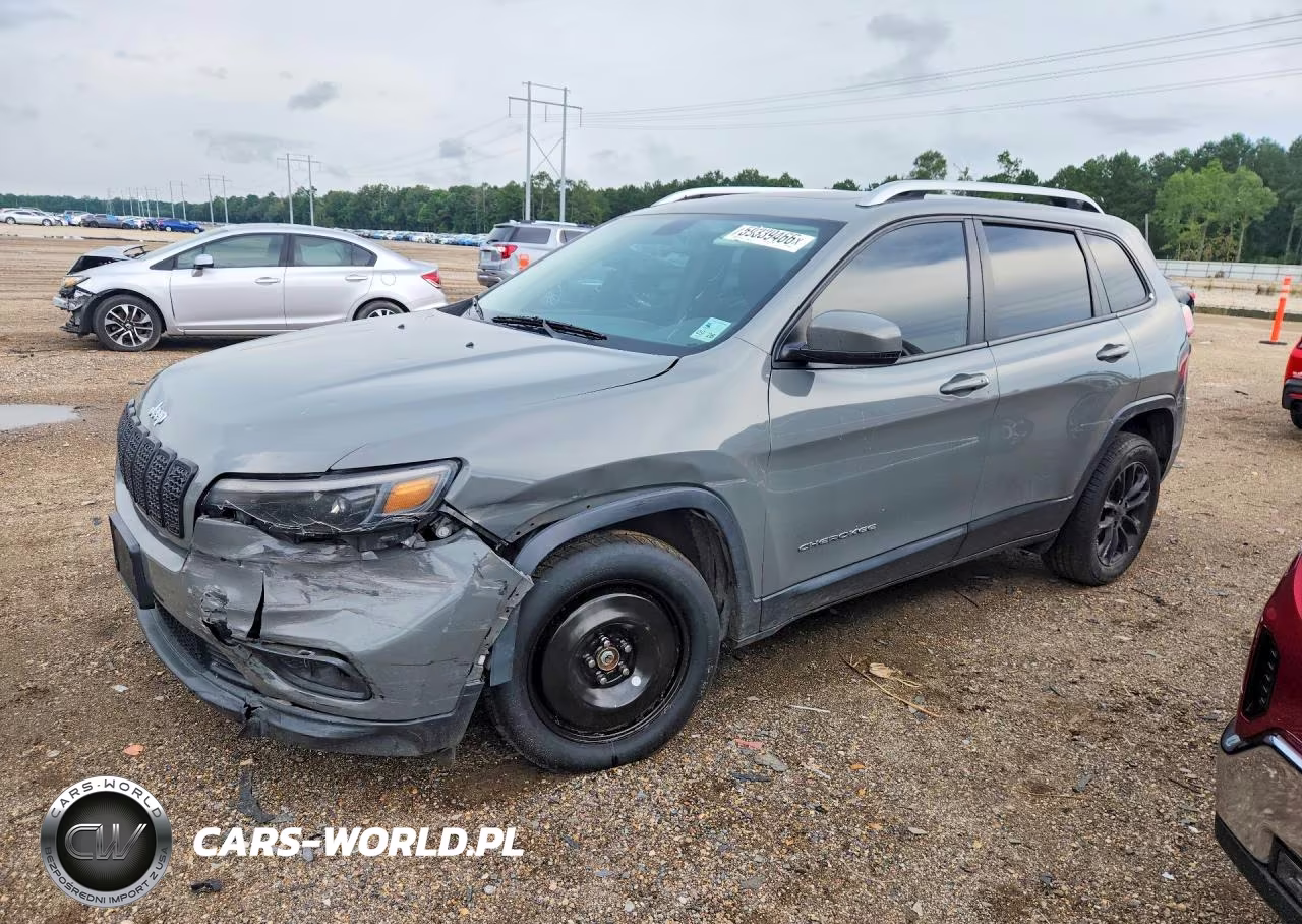 2020 Jeep Cherokee Latitude Plus – zdjęcie 1 z 13