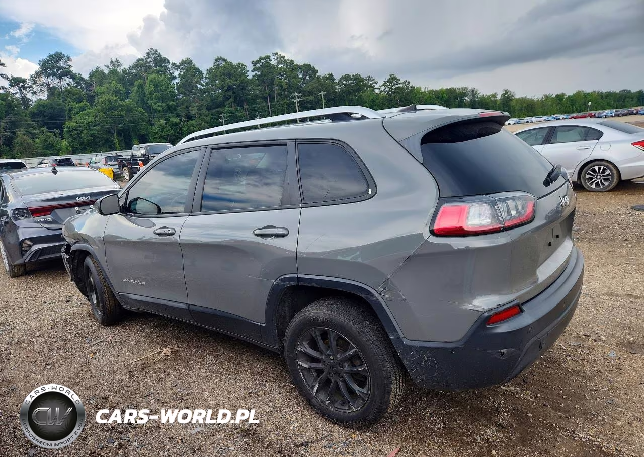 2020 Jeep Cherokee Latitude Plus VIN:1C4PJLLBXLD580882 - 2