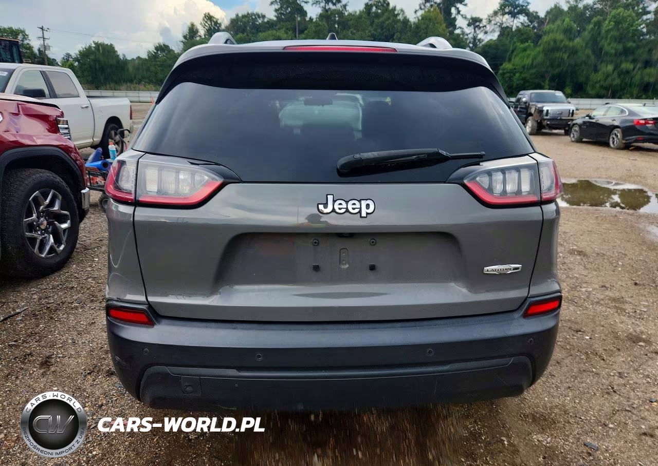 2020 Jeep Cherokee Latitude Plus VIN:1C4PJLLBXLD580882 - 6