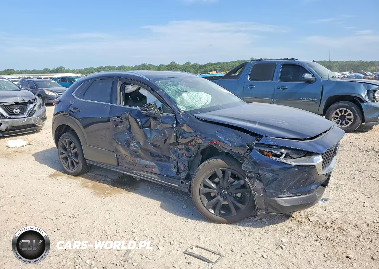 2025 Mazda Cx-30 Select VIN:3MVDMBBM4SM853145 - 4