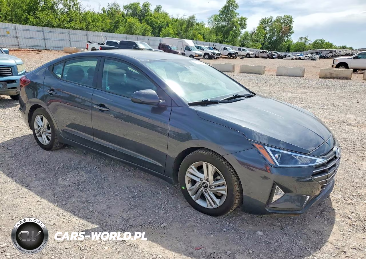 2020 Hyundai Elantra Sel VIN:5NPD84LF9LH598355 - 4