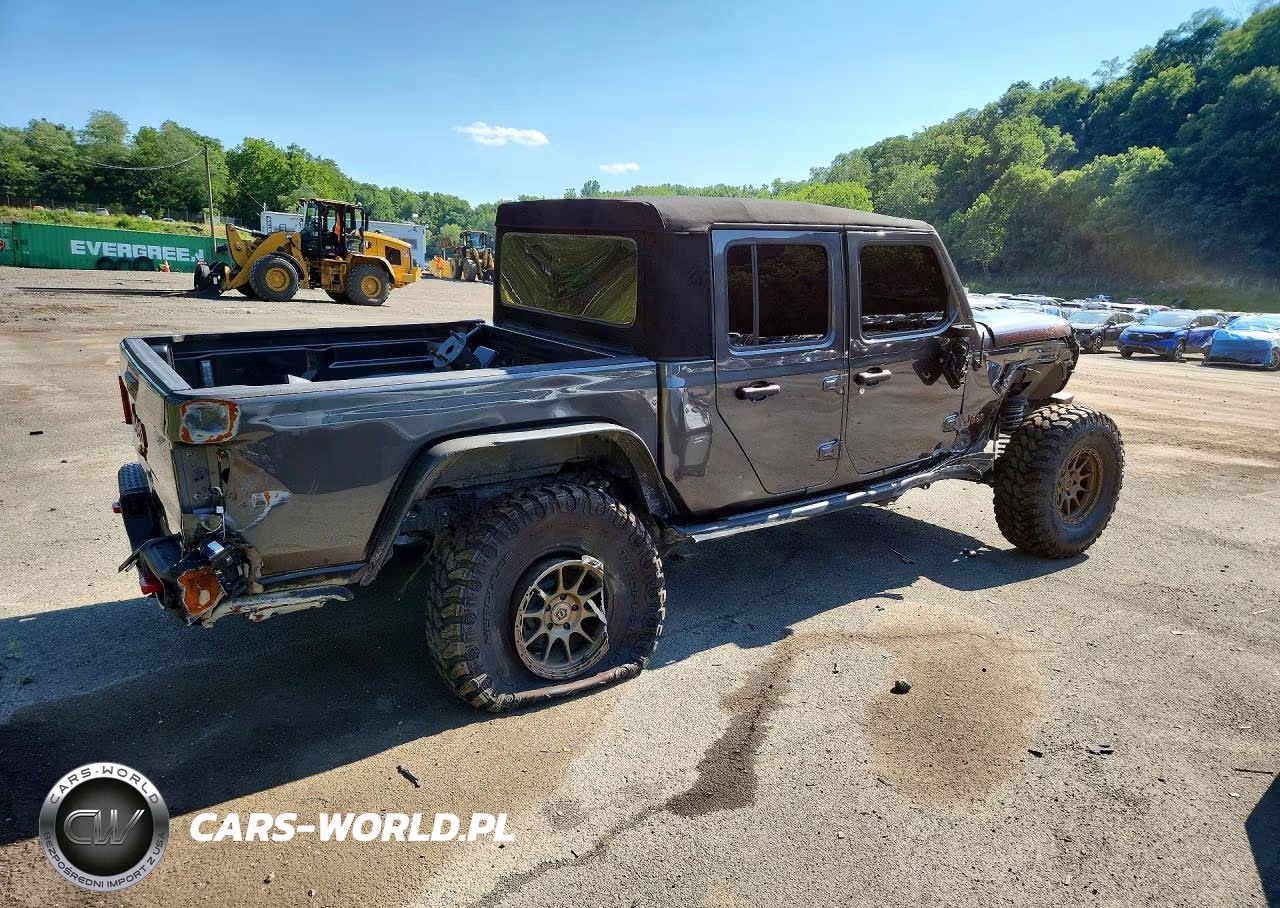2023 Jeep Gladiator Rubicon VIN:1C6JJTBG0PL516131 - 3