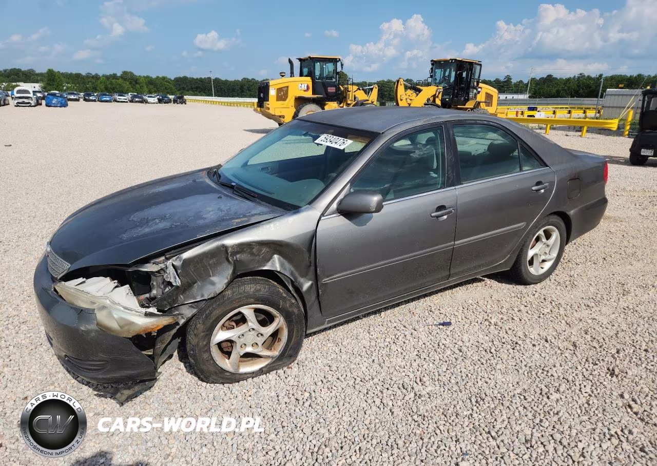 2004 Toyota Camry Le
