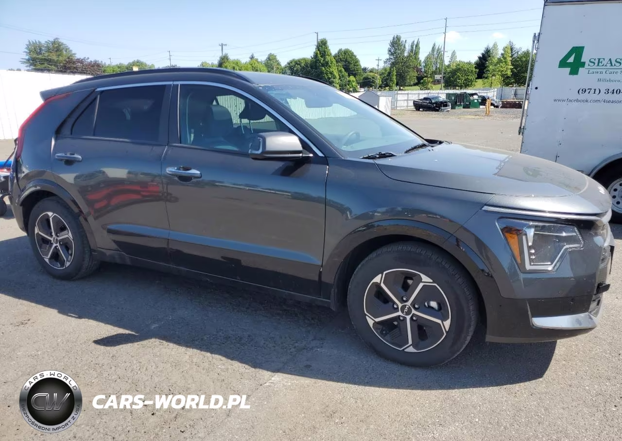 2025 Kia Niro Sx VIN:KNDCT3LEXS5217283 - 4
